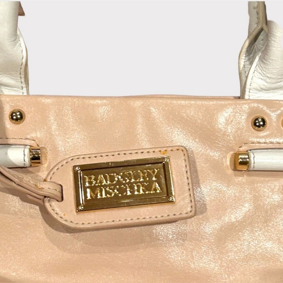 Badgley Mischka pink two- toned handbag - Picture 2 of 12